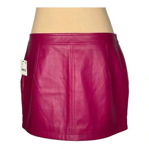 Free People Maya Mod Vegan Leather Full Front Zip Mini Skirt New size 12 - Picture 3 of 8